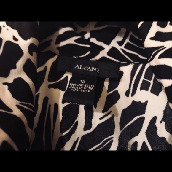 NWT Alfani Abstraction Size Mini dress /long top - Picture 2 of 6